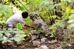 北京香山法海寺文物遭破坏 附近陵园被批评