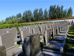 北京顺义潮白河陵园墓地价格及其他收费多少？骨灰寄存可以吗？